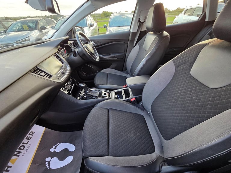 2019 Vauxhall Grandland X 1.2 Turbo Tech Line Nav Auto Euro 6 (s/s) 5dr Petrol