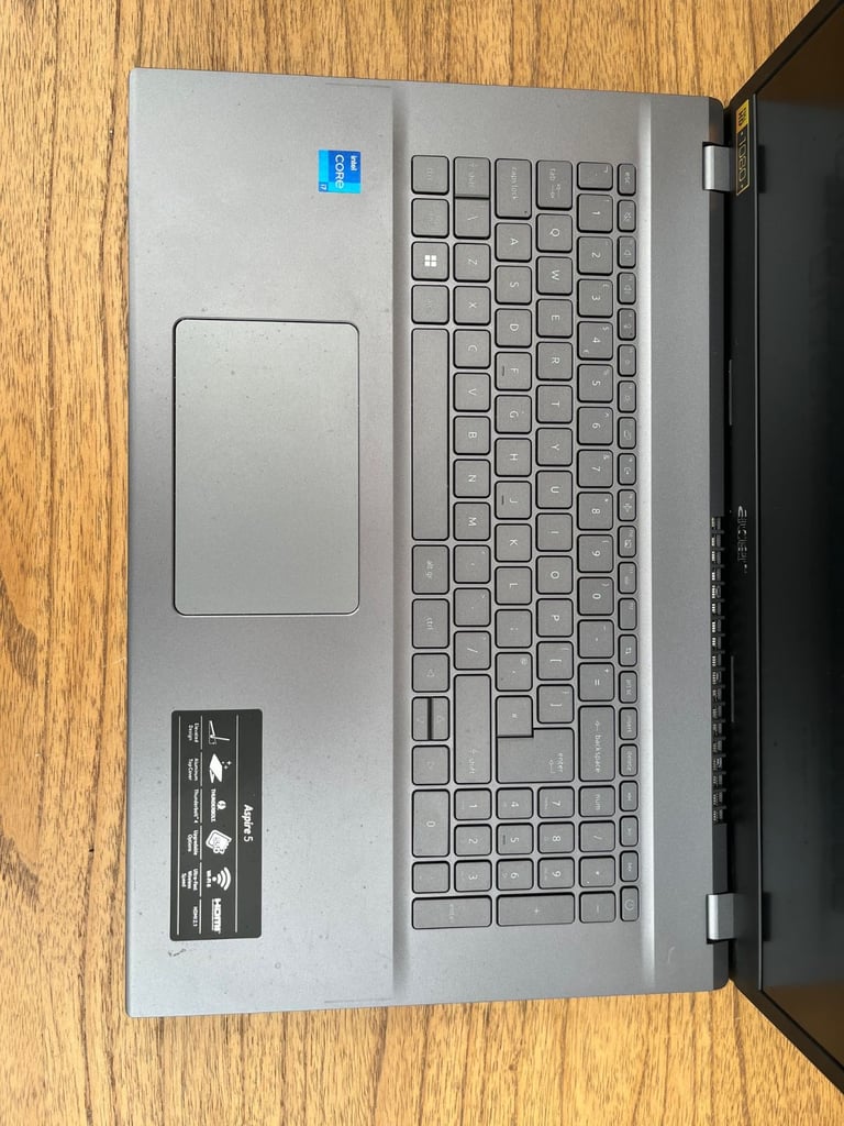 ACER ASPIRE LAPTOP  - ONLY 5 MONTHS OLD