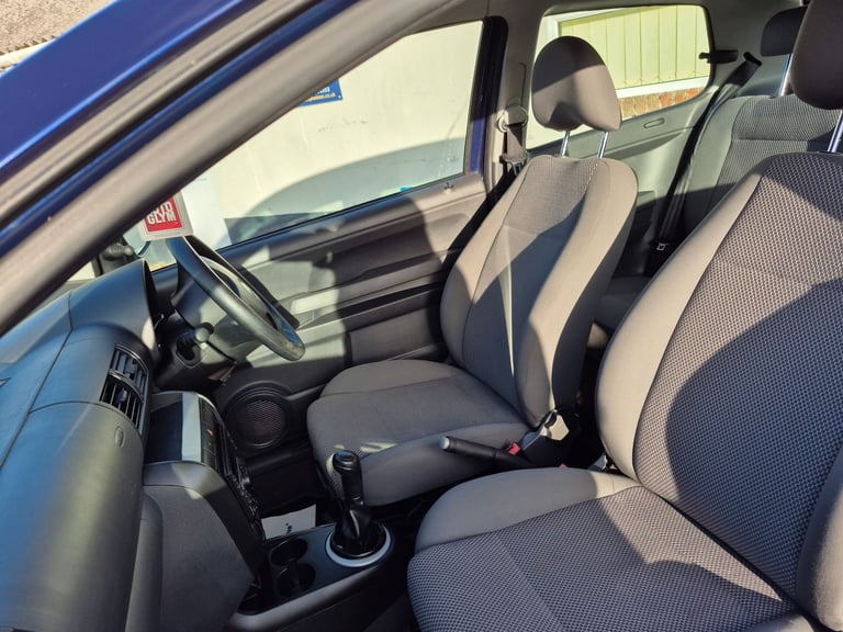 Volkswagen, FOX, Hatchback, 2010, Manual, 1198 (cc), 3 doors