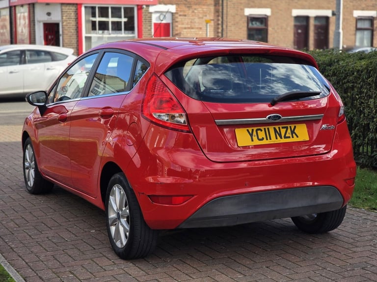 2011 Ford Fiesta 1.4 Zetec 5dr HATCHBACK PETROL Manual