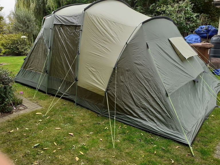 OUTWELL OAKLAND XL TUNNEL TENT - 5 PERSON