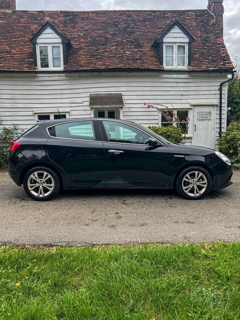 Alfa Romeo, GIULIETTA, Hatchback, 2011, Manual, 1598 (cc), 5 doors