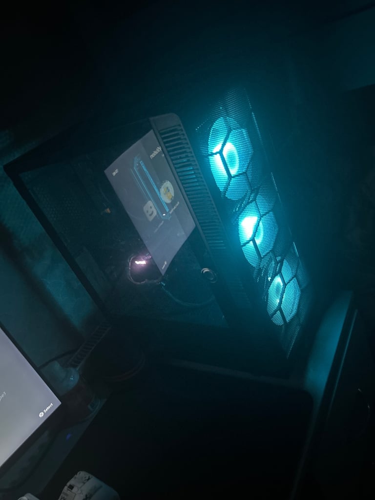 Gaming PC RTX 3060 Ryzen 5 3600 32GB RAM 