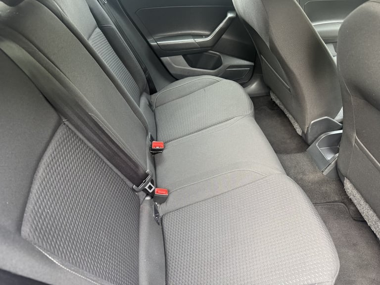 VOLKSWAGEN POLO 1.0 SE 2018
