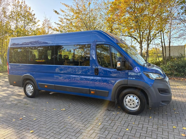 2018 Peugeot Boxer 440 2.0hdi 6spd XLwb 17 Seat WAV Minibus _ Only 11,425 Miles