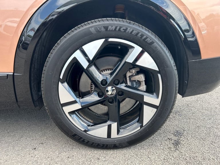  Vauxhall Grandland Electric 73kwh Ultimate Suv 5dr Electric Auto 213 Ps