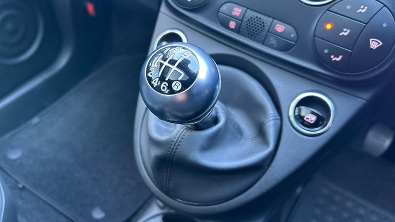 2022 Fiat 500 1.0 70hp Mild Hybrid Sport HATCHBACK Petrol Manual