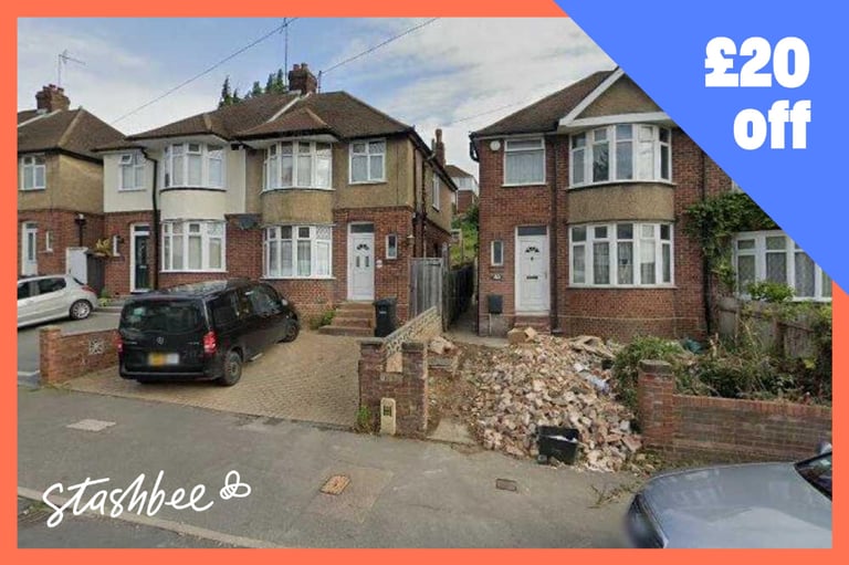 image for FANTASTIC Parking Space to rent in Luton (LU1)