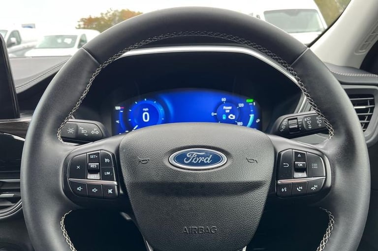 2023 Ford Kuga 2.5 FHEV Vignale 5dr CVT - POWER TAILGATE, HEATED SEATS, REVERSING CAMERA - Estate...