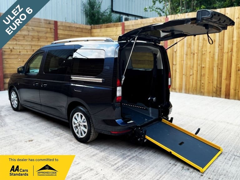 image for 2024 Ford Tourneo Connect 2.0 EcoBlue Titanium 5dr Auto [7 seat] MPV DIESEL Automatic