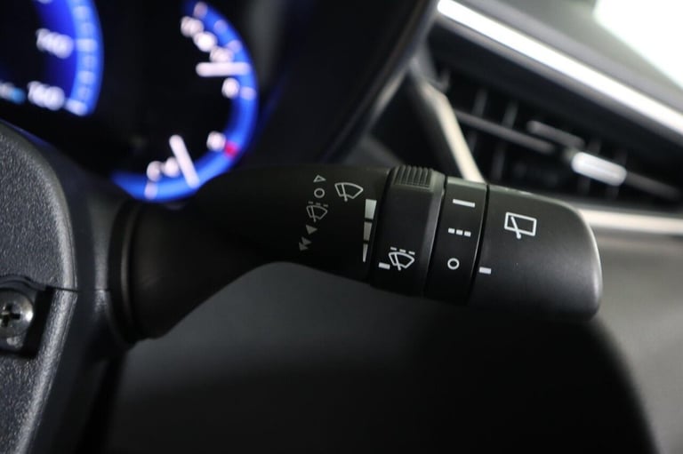 2021 Toyota Corolla 1.8 VVT-h Icon Tech Touring Sports CVT Euro 6 (s/s) 5dr Estate PETROL/ELECTRI...
