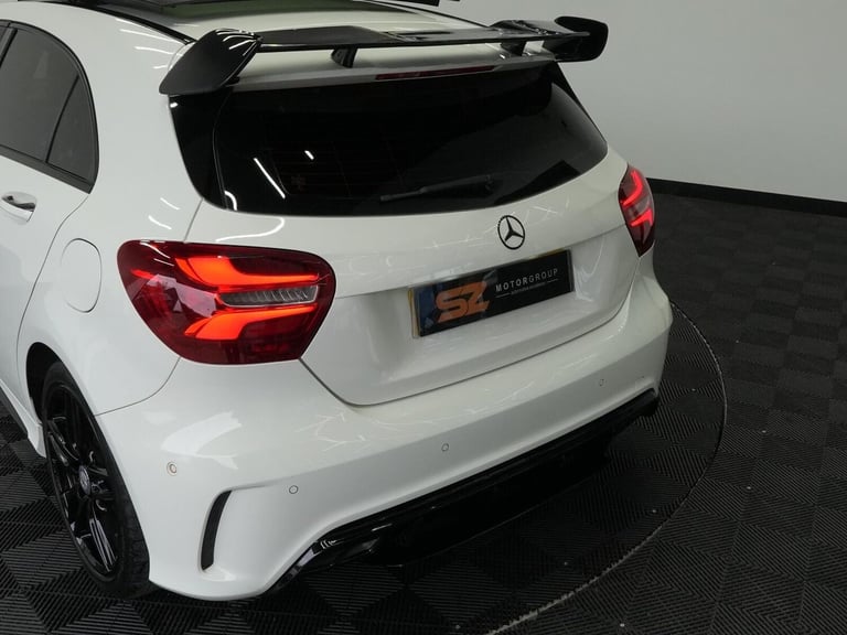2016 Mercedes-Benz A-Class 1.6 A180 AMG Line (Premium Plus) Euro 6 (s/s) 5dr HATCHBACK Petrol Manual