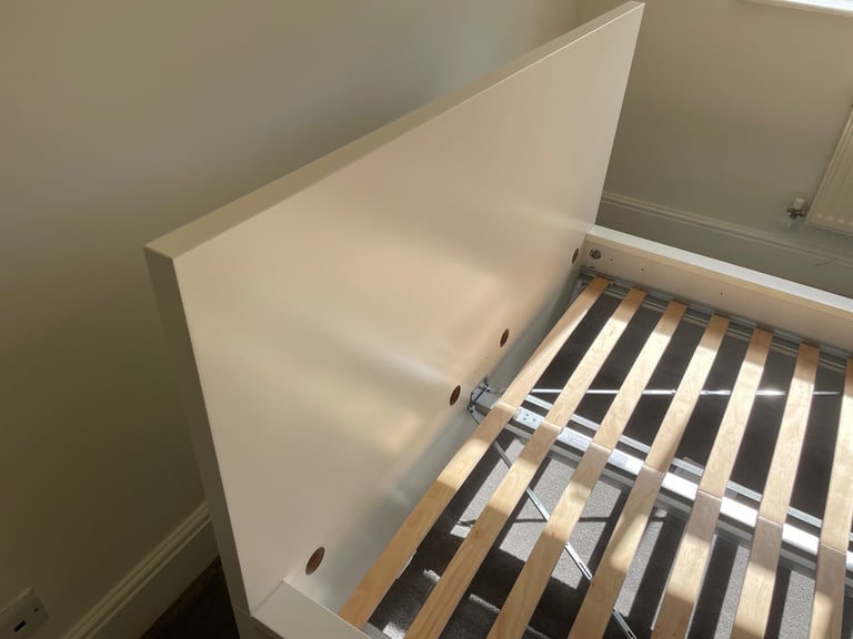 Double Bed - white 