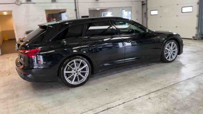 2022 Audi A6 Avant 2.0 TDI 40 Black Edition Estate 5dr Diesel S Tronic quattro Euro 6 (s/s) (2 Es...