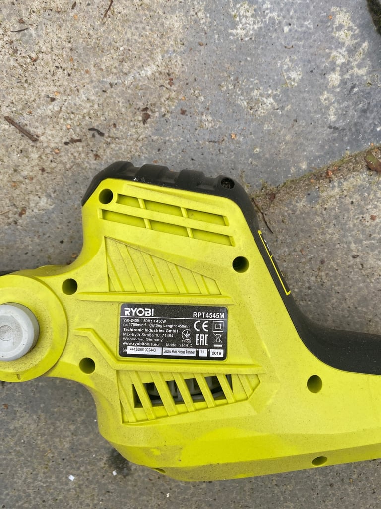 Ryobi extendable hedge trimmer 