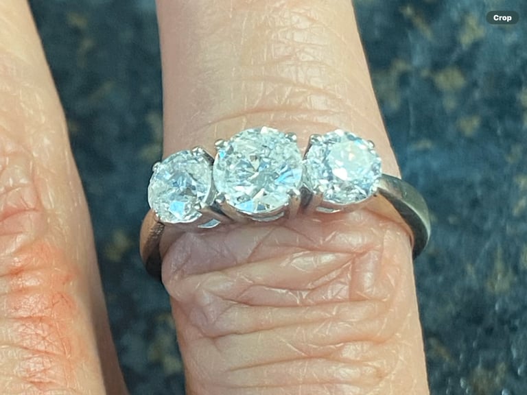 18ct White Gold 1.55 carat Diamond Trilogy Ring. Valuation £5000. Size L coll/del only