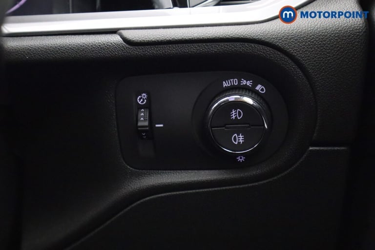 2024 Vauxhall Grandland 1.2 Hybrid [136] Ultimate 5dr e-DCT6 SUV Petrol Automatic