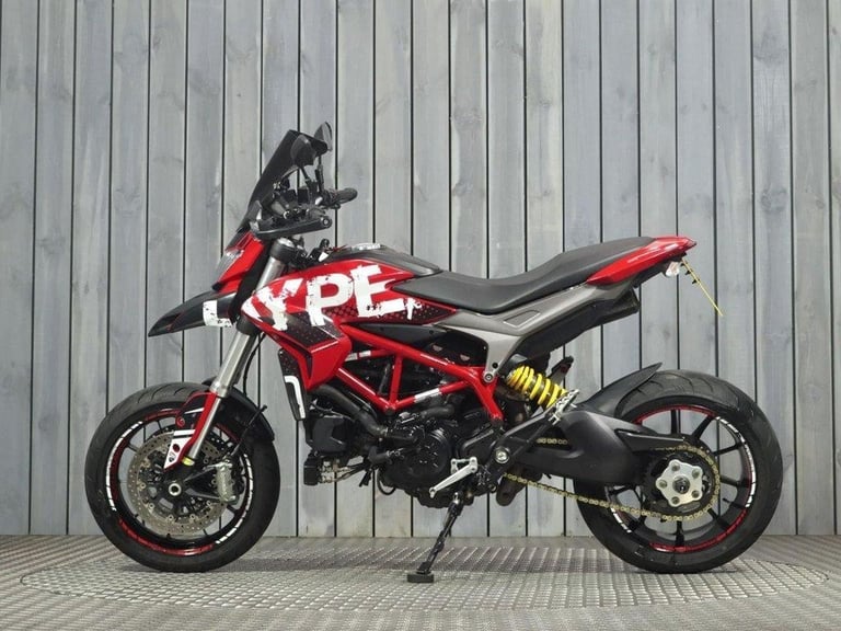 2017 17 DUCATI HYPERMOTARD 939
