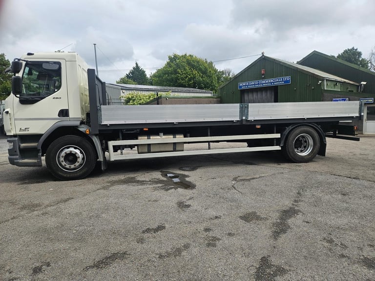  2017 DAF 18 ton 23ft drop side/1 own/ new mot/ warranty/ sensible miles/UK del 