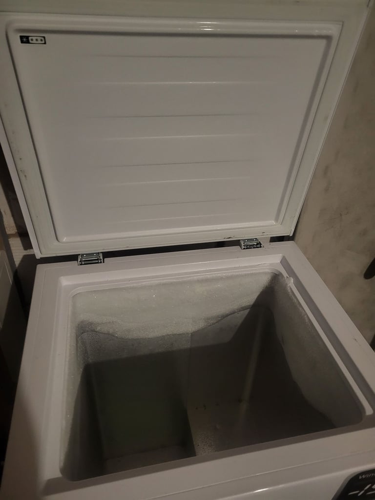 Chest freezer 