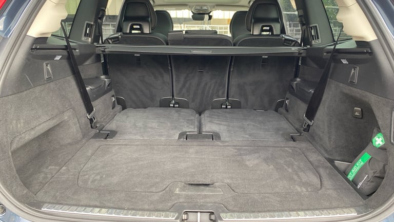 2024 Volvo XC90 2.0 T8 PHEV Ultra Dark 5dr AWD Geartronic Estate Estate Hybrid Automatic