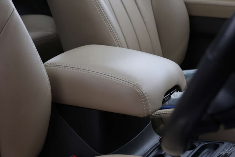 1995 Mitsubishi Shogun 3.5 V6 GDI GLS 3dr Auto ESTATE PETROL Automatic