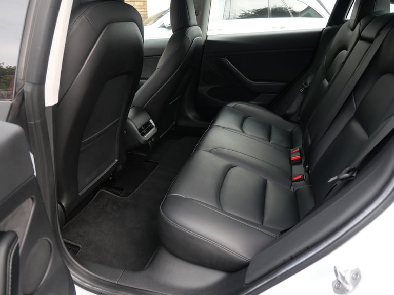 2022 Tesla Model 3 Standard Range Plus Electric Auto RWD (241 bhp) 4dr Electric