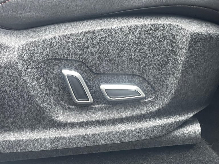 2024 MG MG HS 1.5 T-GDI 16.6kWh Trophy Auto Euro 6 (s/s) 5dr ESTATE Petrol/Electric Hybrid Automatic