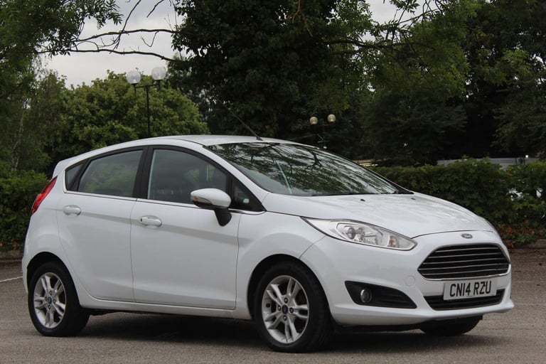 image for 2014 Ford Fiesta 1.25 82 Zetec 5dr HATCHBACK PETROL Manual
