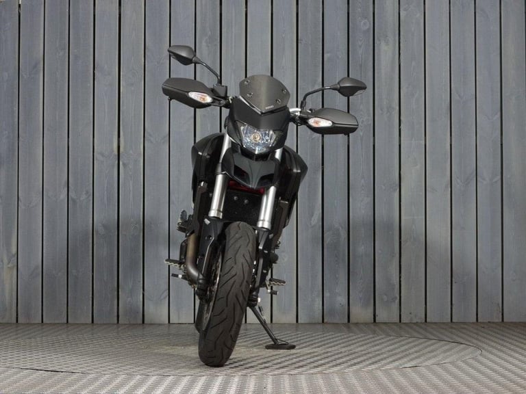 2013 63 DUCATI HYPERMOTARD 821