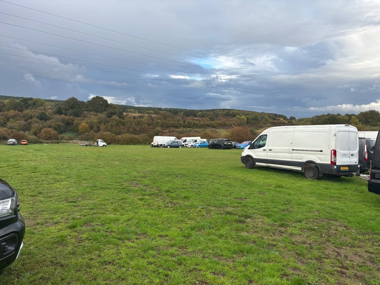 Office to Rent ( also yard space available different size lots 