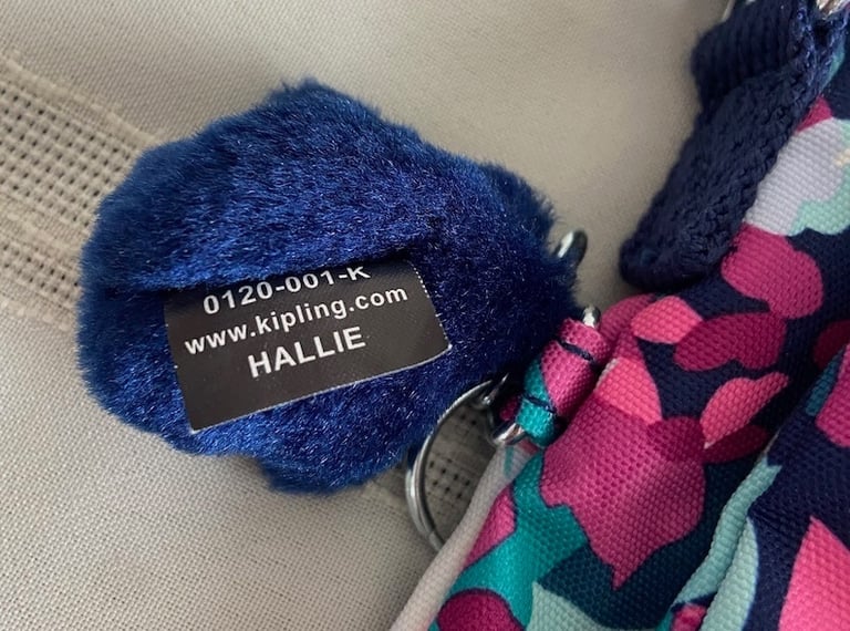 New unused Kipling Bag with Hallie monkey