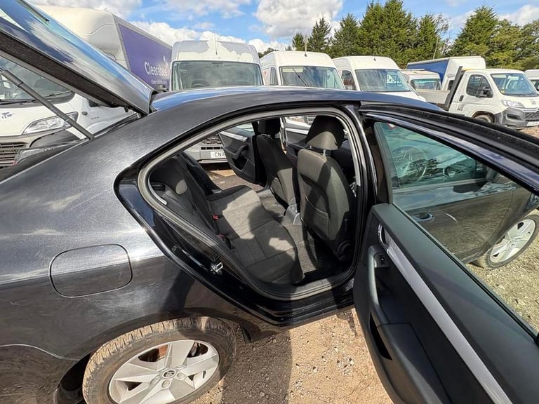 2014 Skoda Octavia 2.0 TDI CR SE 5dr HATCHBACK DIESEL Manual