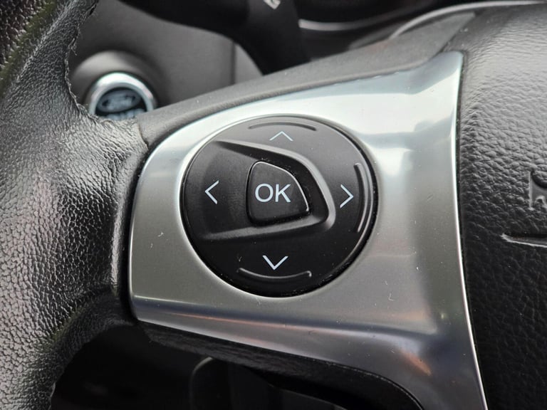 2013 Ford Focus 1.6 Titanium Powershift Euro 5 5dr ESTATE Petrol Automatic