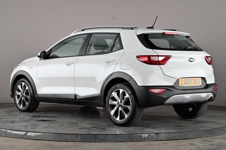  Kia Stonic 1.4 2 Suv 5dr Petrol Manual Euro 6 s/s 98 Bhp Petrol