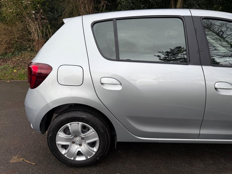 2020 Dacia Sandero 0.9 TCe Comfort Euro 6 (s/s) 5dr HATCHBACK Petrol Manual