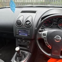 NISSAN QASHQAI 1.5 dCi n-tec+ 2012