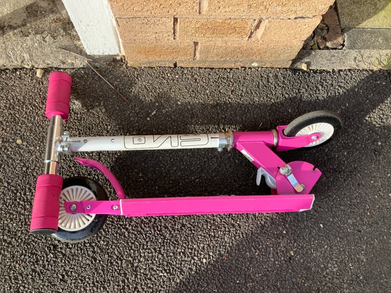 Kids Evo 2 wheeled scooter