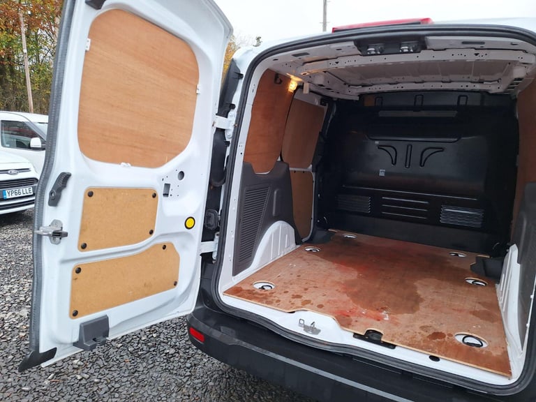 FORD TRANSIT CONNECT 1.5 220 EcoBlue White Manual Diesel, 2018