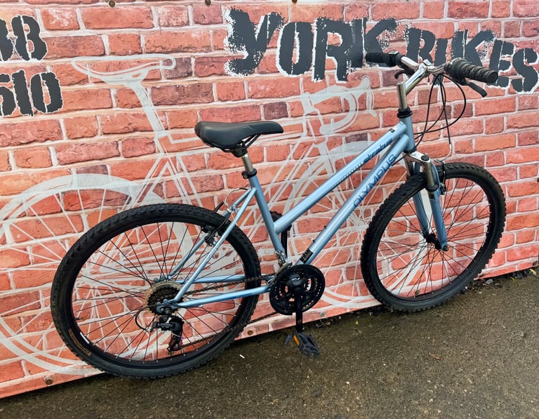 Ladies mountain bike 18” frame 26” wheels £60