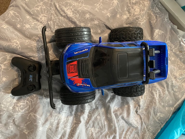 New bright rc car with charger great condition 