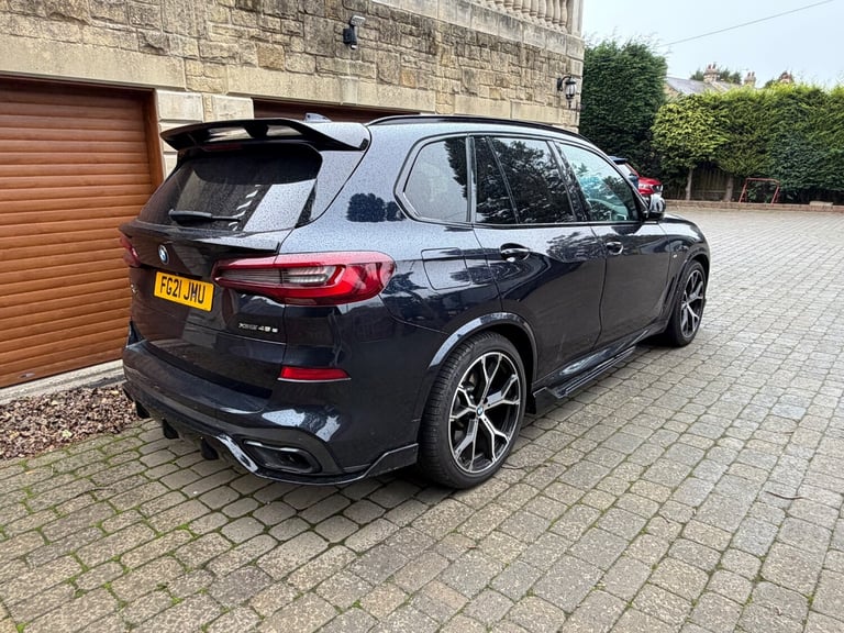 image for 2021 BMW X5 xDrive45e M Sport 5dr Auto ESTATE Petrol Parallel Phev Automatic