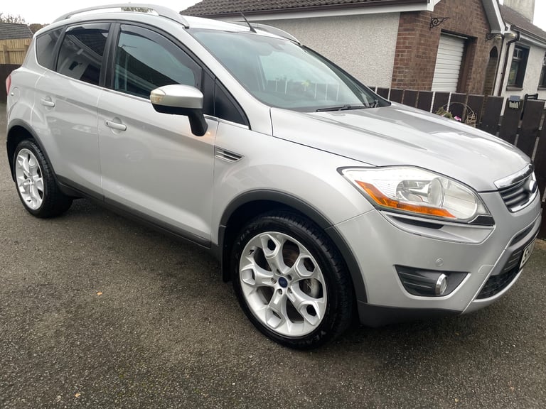 Ford kuga titanium 