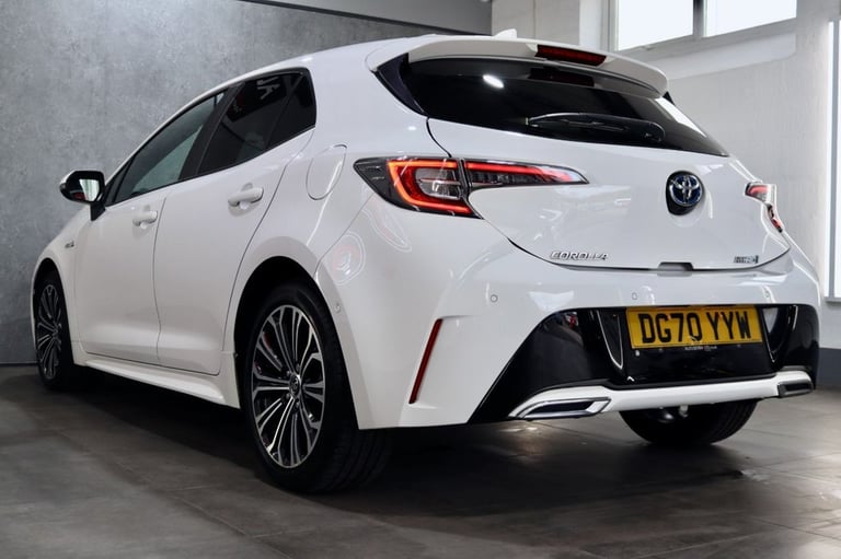 2020 Toyota Corolla 2.0 VVT-h Design Hatchback 5dr Petrol Hybrid CVT Euro 6 (s/s) (184 ps) Hatchb...