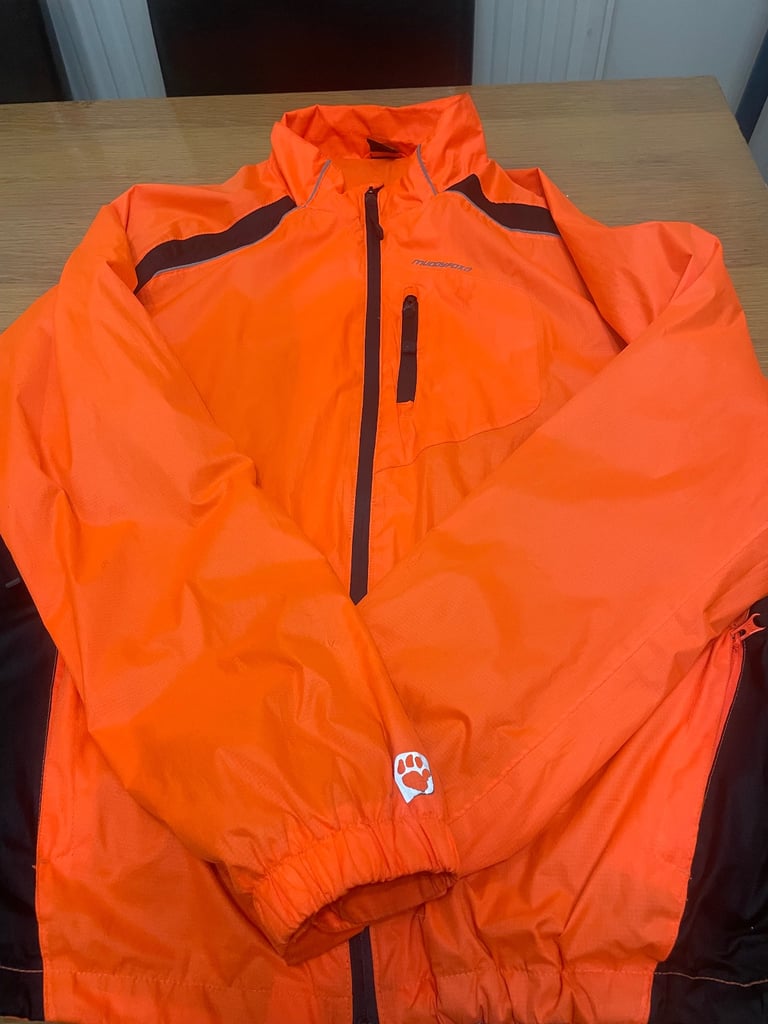 image for Mens muddy fox cycling jacket new condition size large 