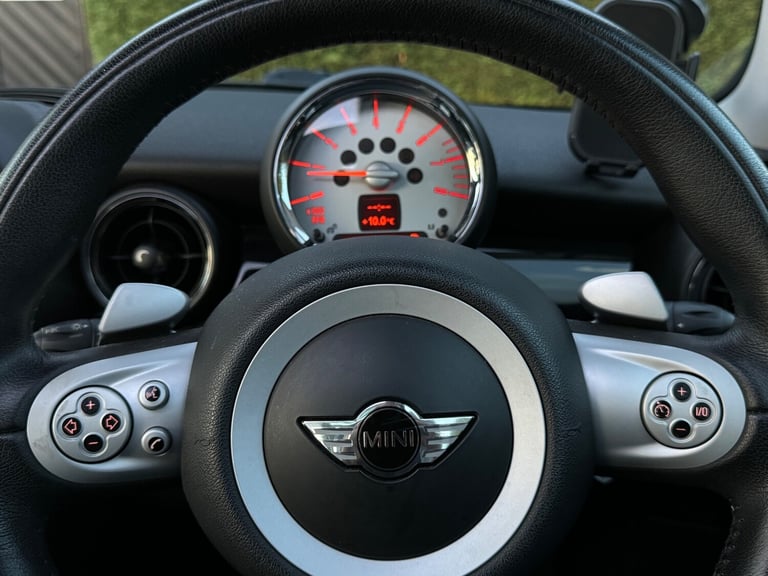 2007 MINI COOPER 1.6 PETROL AUTOMATIC, WOW 54k MILES, PAN SUNROOF, HEATED SEATS