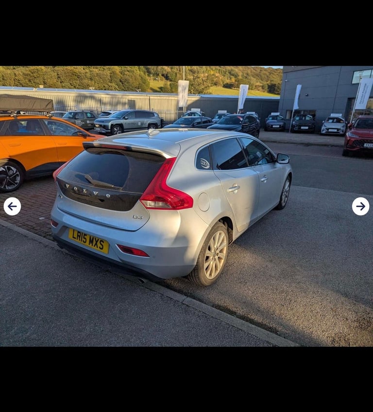 2015 Volvo V40 2.0 D3 SE Lux Nav Euro 5 (s/s) 5dr HATCHBACK Diesel Manual