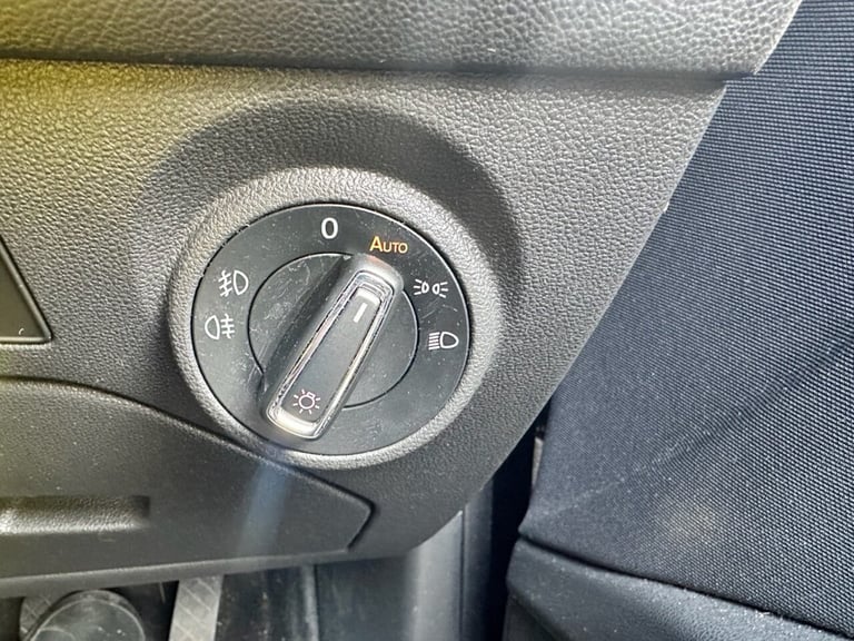 2017 SEAT Leon 1.2 TSI 110 SE Dynamic Technology 5dr ESTATE PETROL Manual