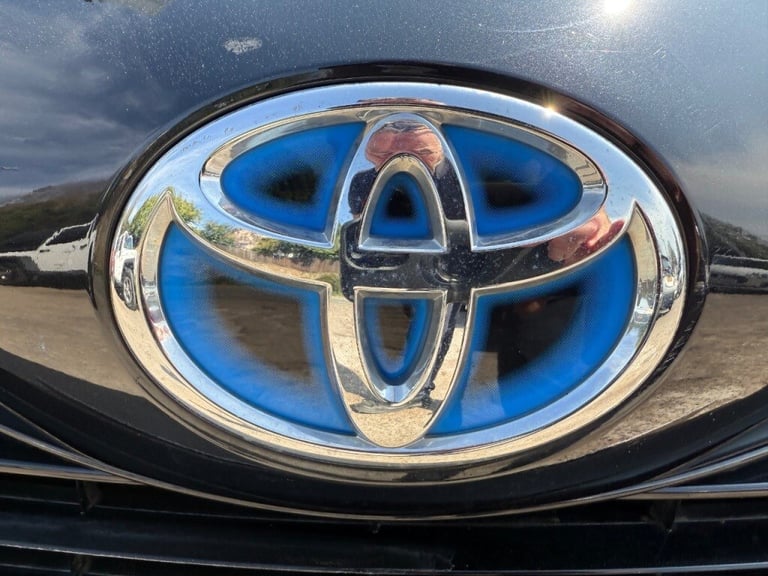 Toyota Yaris 1.5 Hybrid Icon Tech 5dr CVT -NAV - PARKING SENSORS - REAR CAMERA