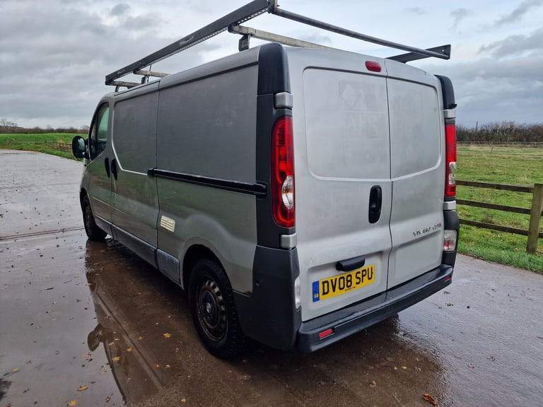 2008 Vauxhall Vivaro Silver LWB  Drives Perfect  3m MOT  Camper Project
